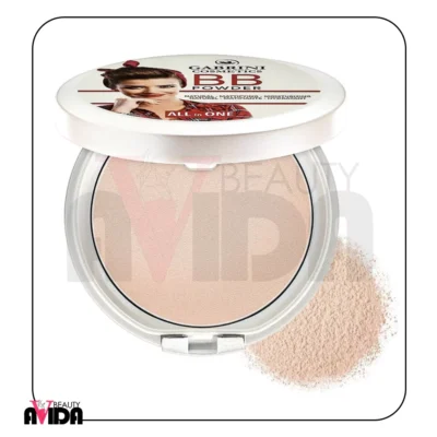 پنکک بی‌بی گابرینی Gabrini BB Powder شماره 01 با رنگ بژ روشن و بافت نرم و مخملی، مناسب برای ایجاد آرایشی مات و طبیعی.